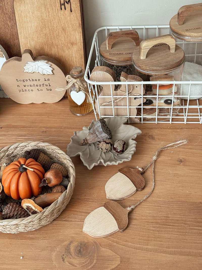 WhatsApp-Image-2025-10-01-at-14.29.43_2051daf0 آویز بلوط - Image 1