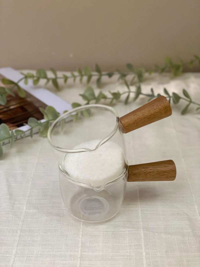 پیمانه دسته چوبی