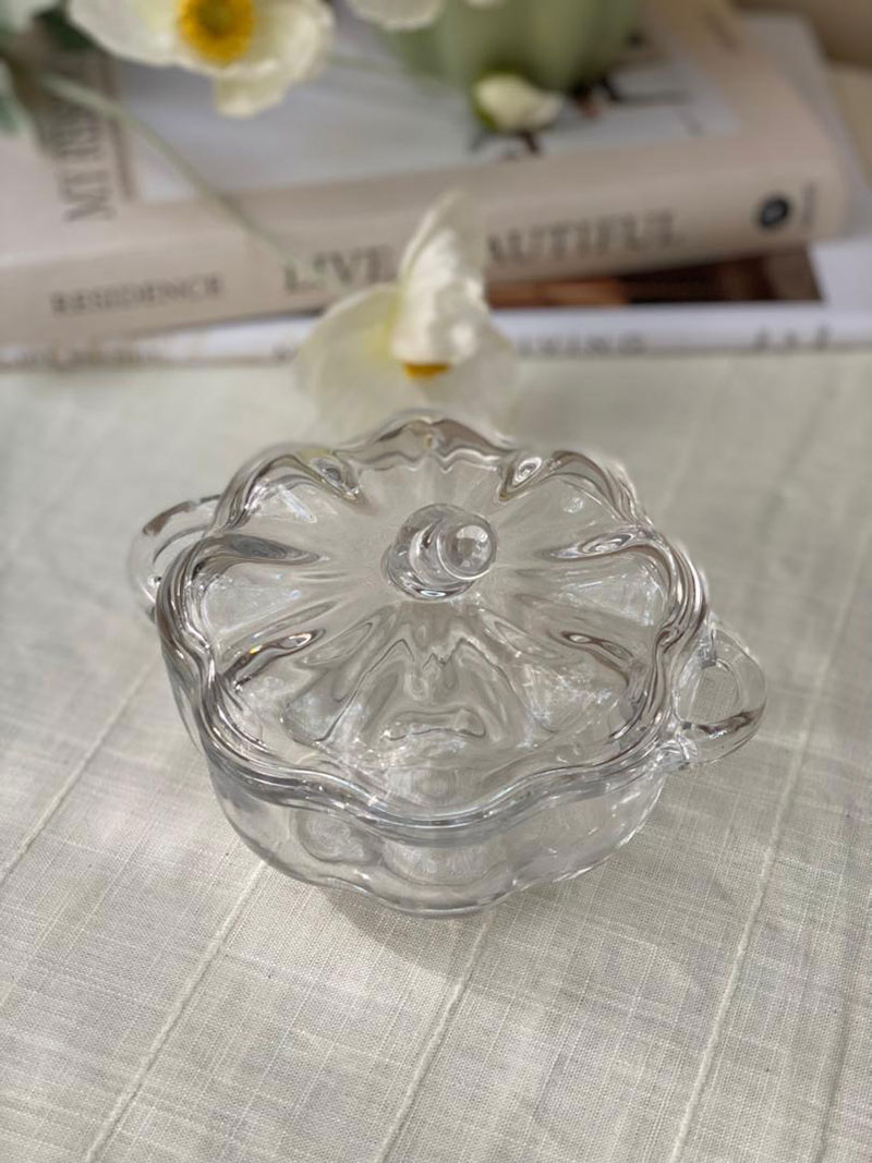 ظرف شیشه ای دسته دار