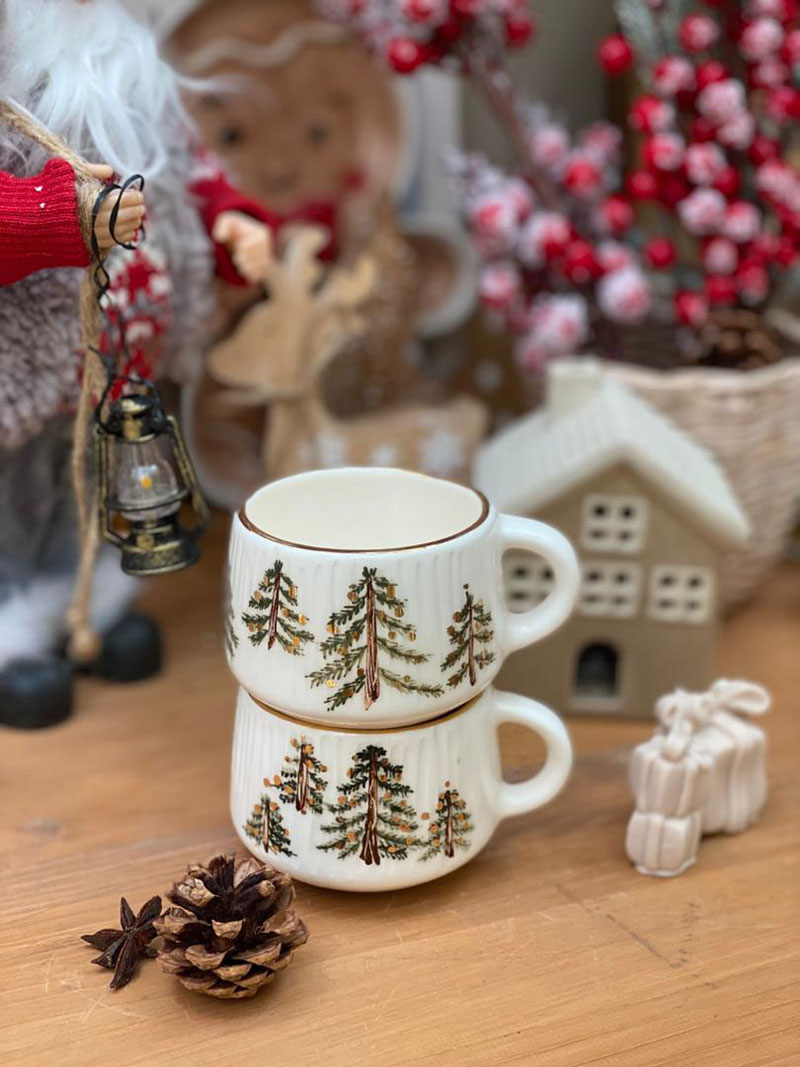 فنجون کاج طلا