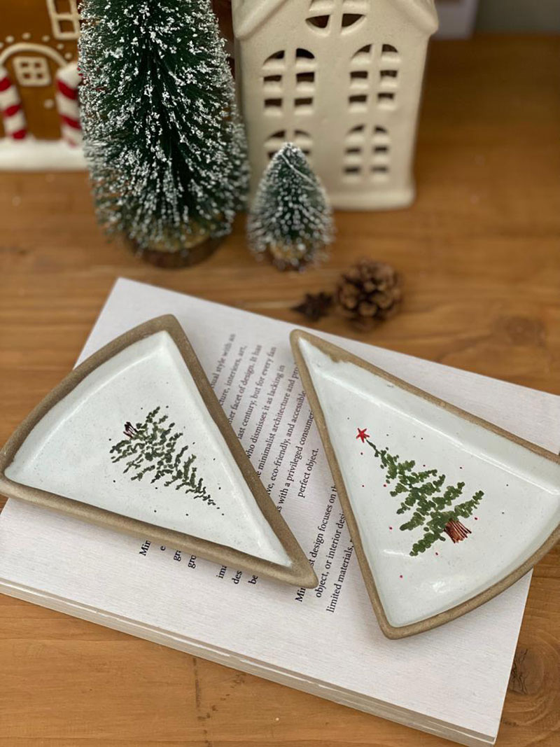 ظرف مثلثی کاج