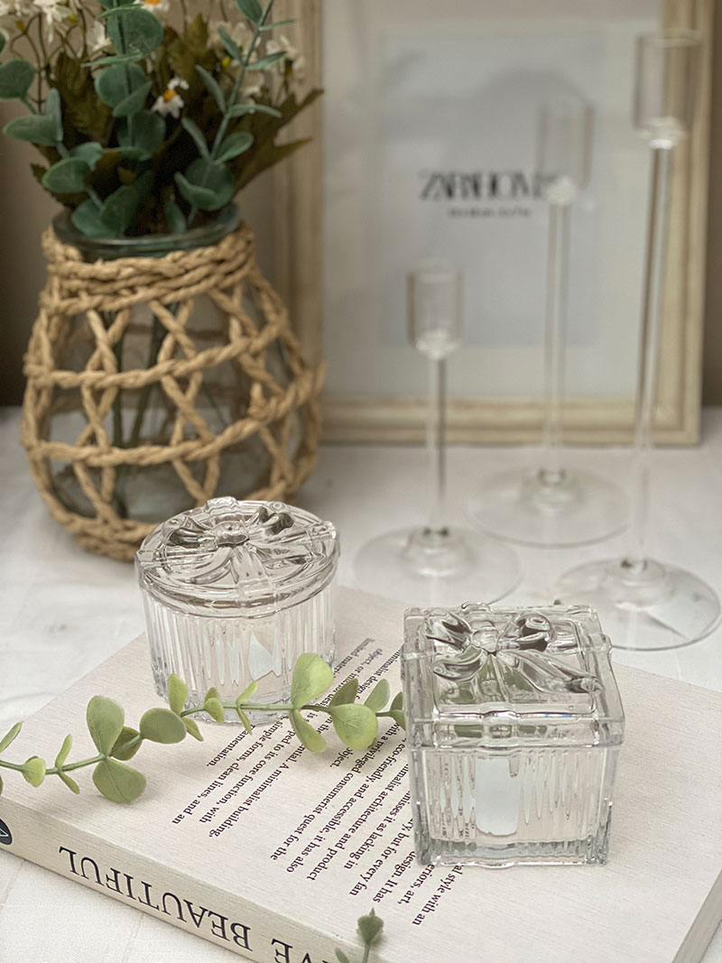 دکوری شیشه ای