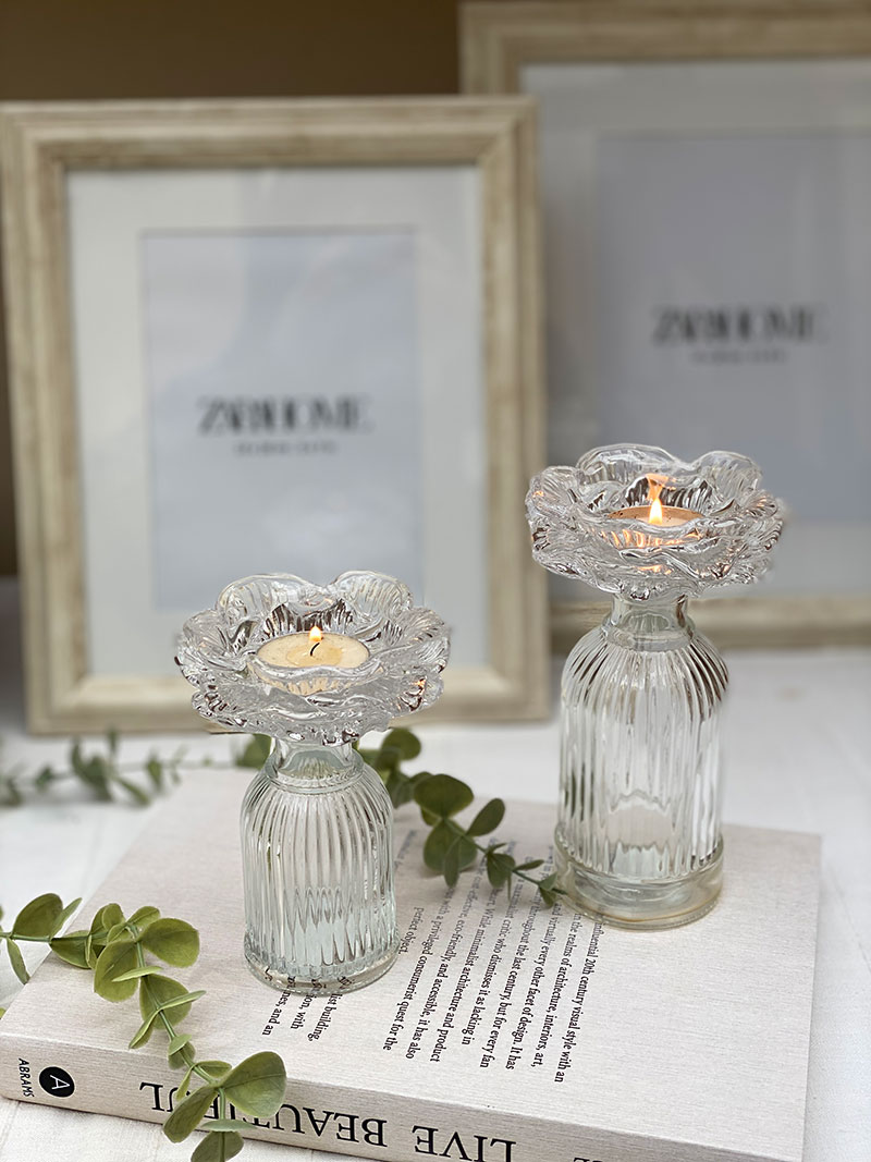 شمعدان شیشه ای