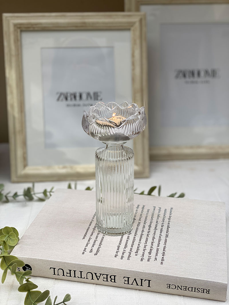 شمعدان شیشه ای